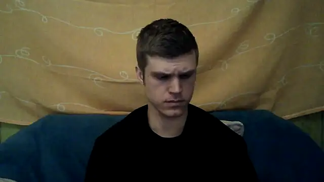 Show de NinhoMorango na webcam