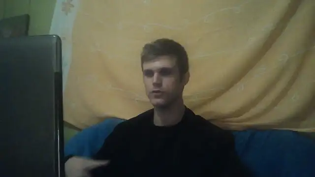 Show de NinhoMorango na webcam