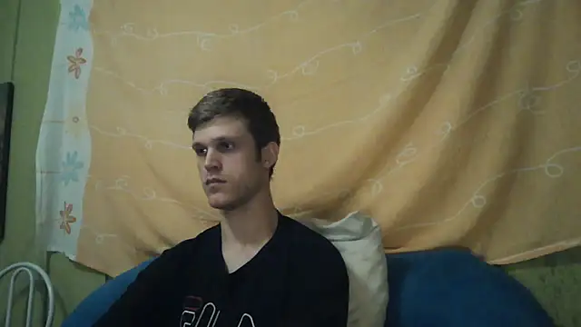 Show de webcam de NinhoMorango