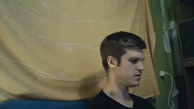 Show de NinhoMorango na webcam