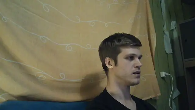 Show de NinhoMorango na webcam