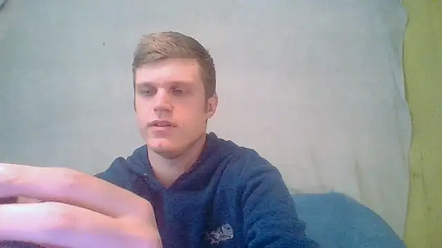 Show de NinhoMorango na webcam