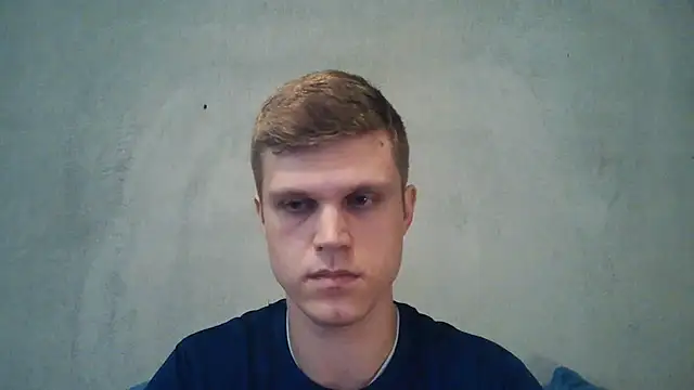 Show de NinhoMorango na webcam
