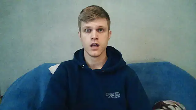 Show de NinhoMorango na webcam