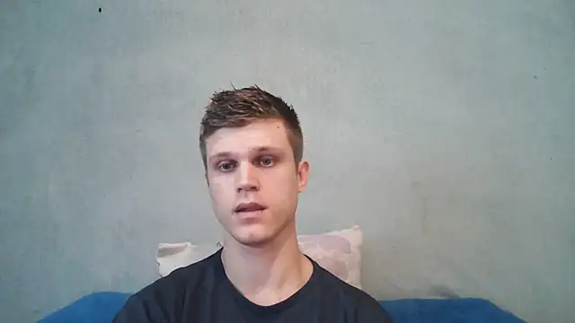 NinhoMorango's Live XXX Chat