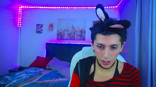 goth_minerva's Webcam Show