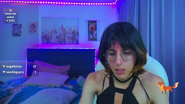 Pokazy przed kamerką – goth_minerva