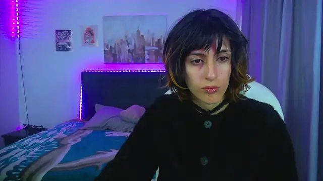 goth_minerva Show in webcam
