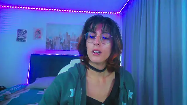 goth_minerva's Webcam Show