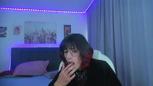 goth_minerva webcam show