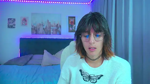 הופעת וובקאם של goth_minerva