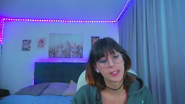 goth_minerva's Webcam Show