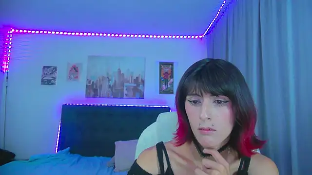 goth_minerva Show in webcam