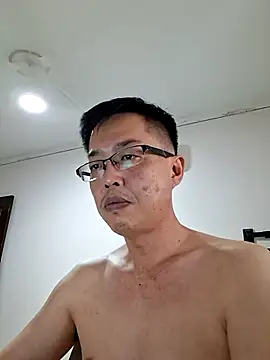 akumasian 在線直播表演
