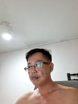 akumasian 在線直播表演