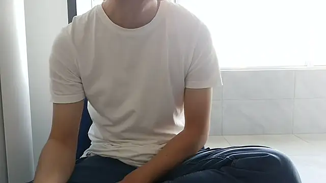 nole_china7 Show in webcam