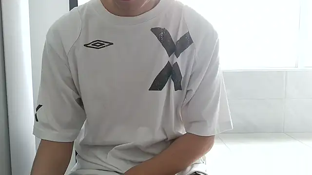 nole_china7 Show in webcam
