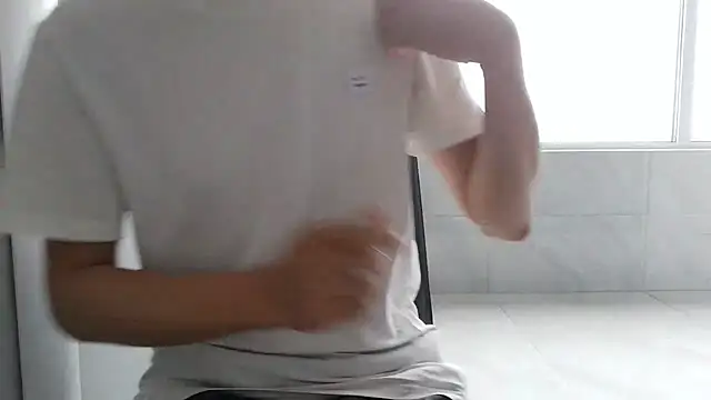 nole_china7 Show in webcam