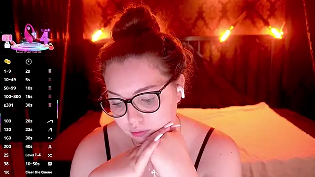 LuxSopphia's Live XXX Chat