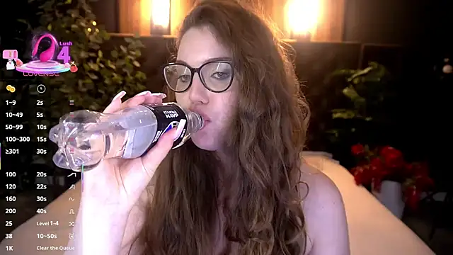 צ'אט XXX בשידור חי של LuxSopphia