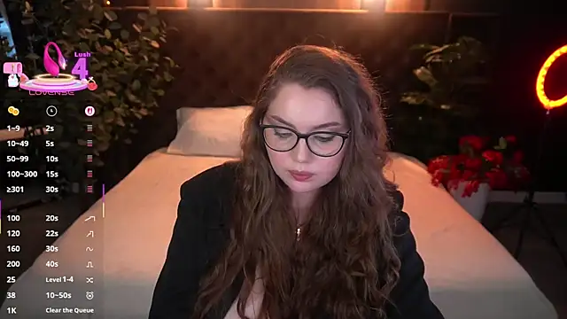 Chat +18 de LuxSopphia ao vivo