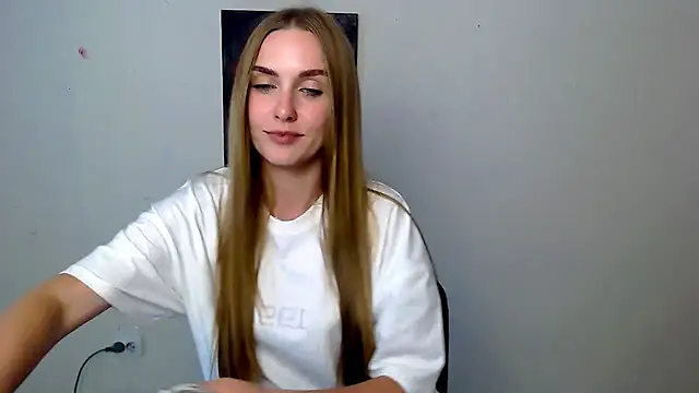 Doll_Angelina Chat XXX live