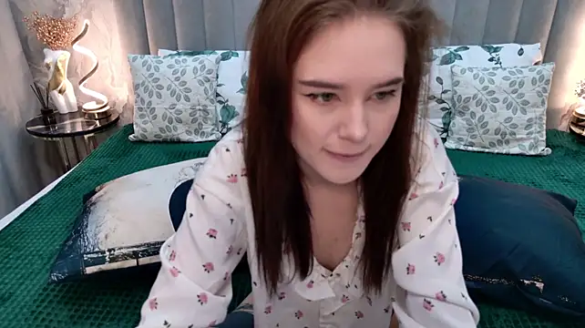 CarolineTenders Chat XXX in diretta
