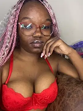 YummyMelanin117 – webcam-show