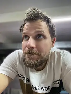 giyasbvnghkgkfk Webcam-Show