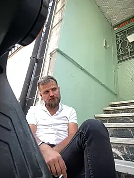 Pokazy przed kamerką – giyasbvnghkgkfk