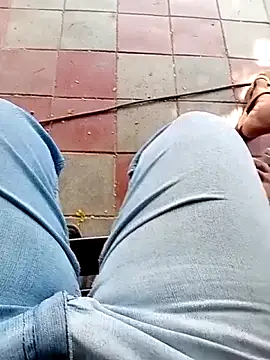 Show modela Horny-boyyy na web-kameri