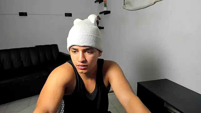 samxx_muscle Show Webcam