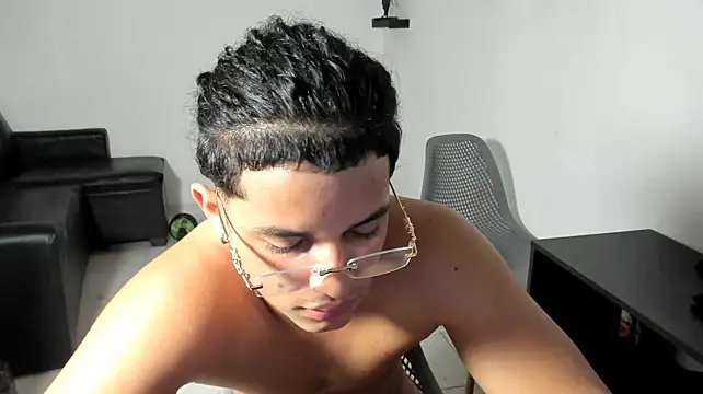 Webkamerová show samxx_muscle