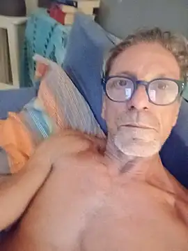 Deddyitalia3p Webcam show