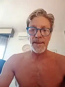 Deddyitalia3p: απευθείας συνομιλία ΧΧΧ