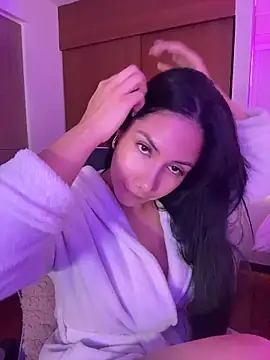 ArianaReynoldss: απευθείας συνομιλία ΧΧΧ