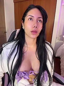 ArianaReynoldss 现场XXX聊天