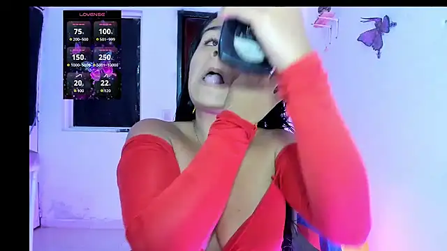 MeliSweet Adlı Modelin Canlı XXX Sohbeti