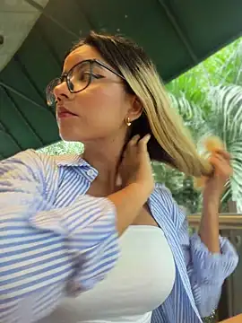 دردشة Pretty_roxxyy الجنسية المباشرة