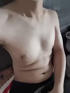 micdfgkkk Webcam-Show
