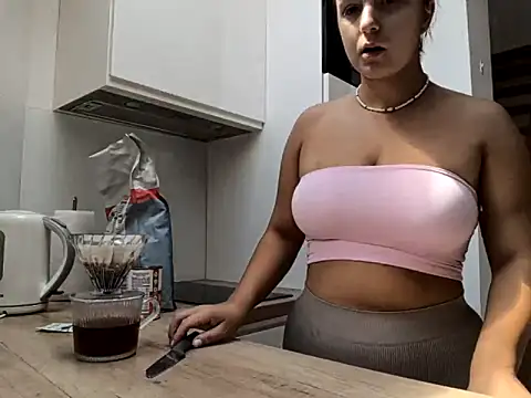 MoonlitLustn Live XXX chat
