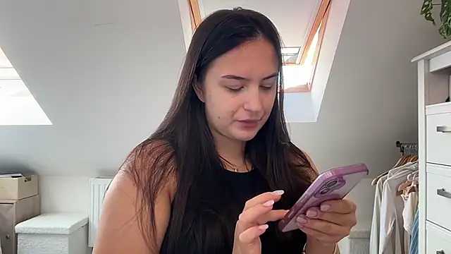 Show modela MoonlitLust na web-kameri