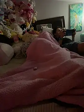Chat soba uživo modela w3tkittty