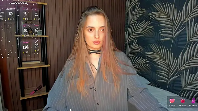Yummy_Yummy__ Webcam show