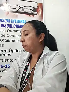 _Dr-Luna_1 – live chatrum