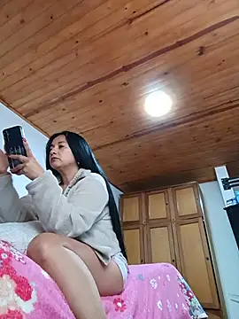 _Dr-Luna_1 élő XXX-chatje