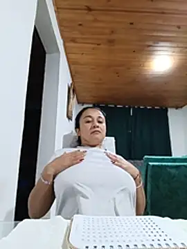_Dr-Luna_1 Live XXX-Chat
