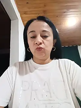 _Dr-Luna_1 – live chatrum
