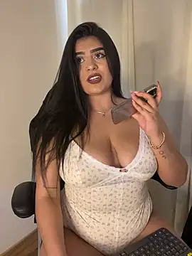 Chat +18 de Kariina__69 ao vivo