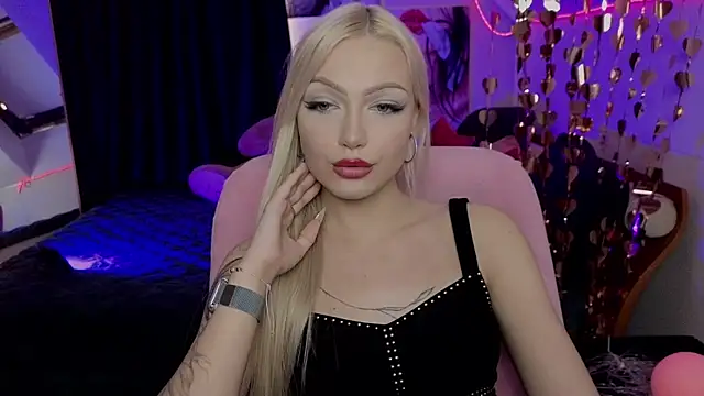 LinaLirian's Live XXX Chat